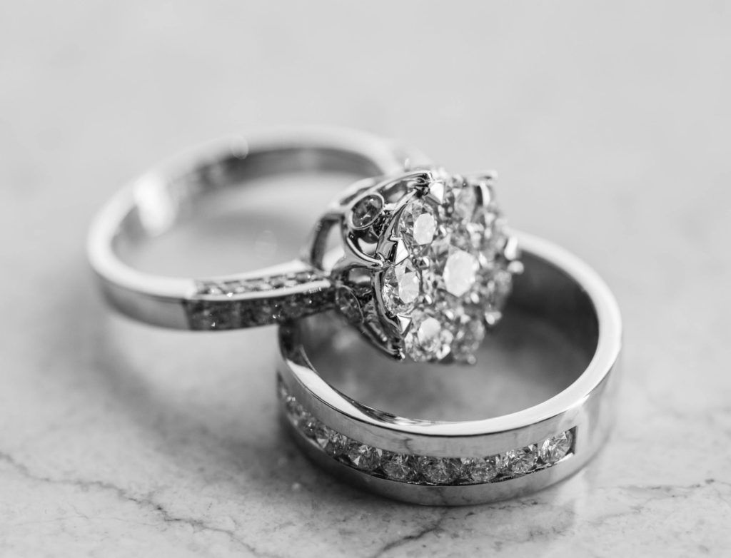 Adore Jewelry Diamond Center offers diamond jewelry competitive with online pricing.